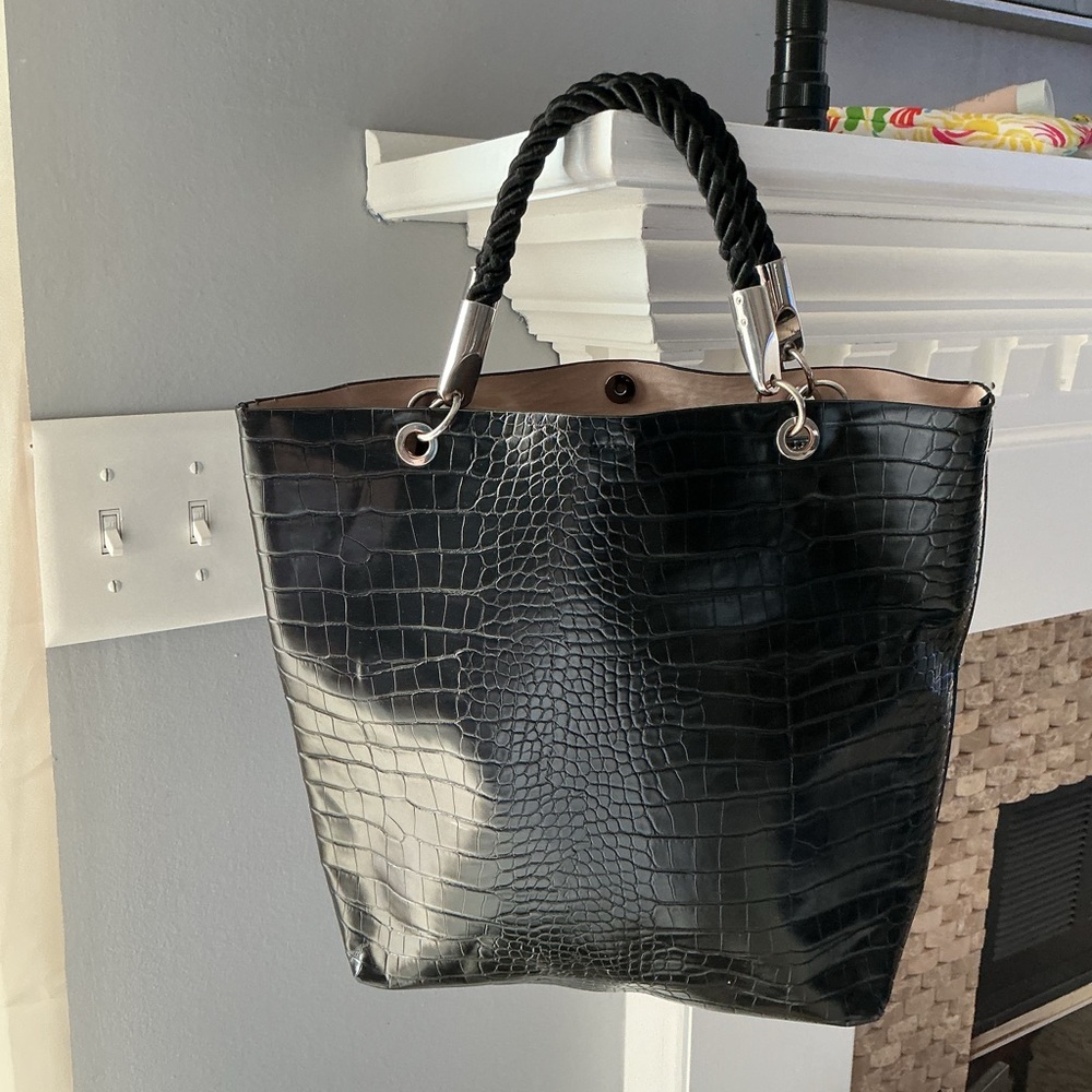 Elegant Zara Black Croc-Embossed Tote Bag